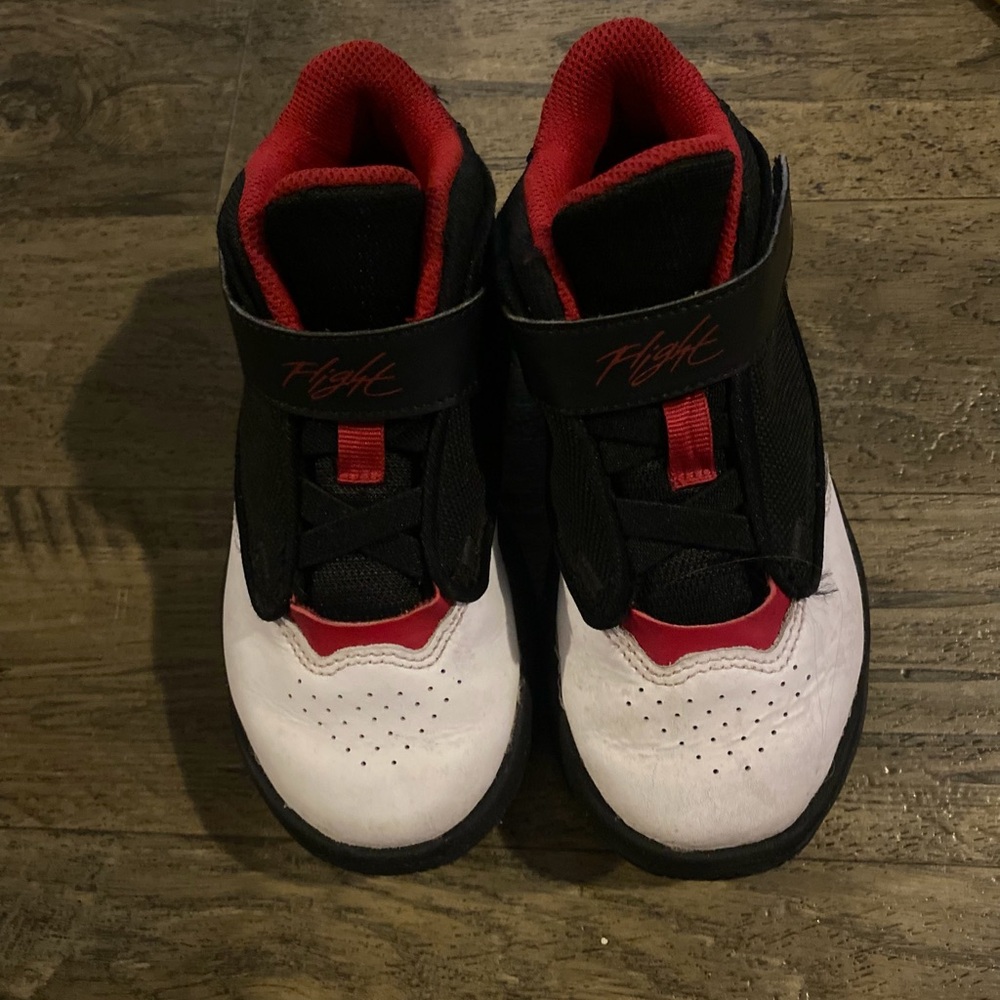 Nike Air Jordan Max Aura 4